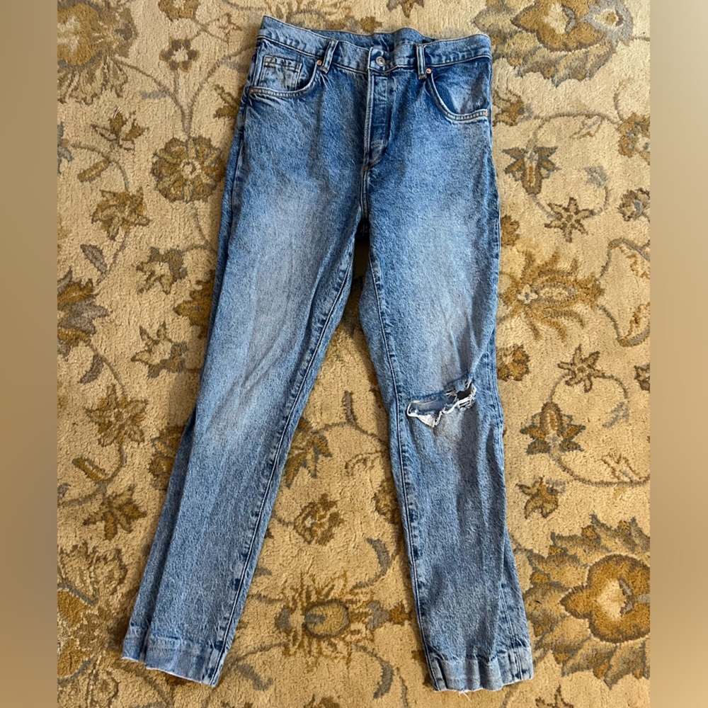 All Saints Zoe distressed straight leg jean!